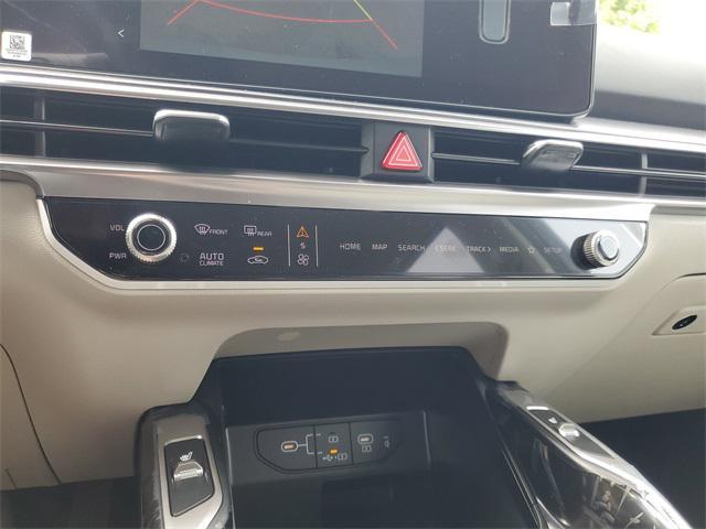 new 2025 Kia Sorento car, priced at $38,266