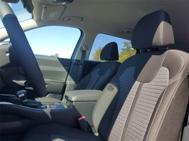 new 2026 Kia Sorento car, priced at $32,578