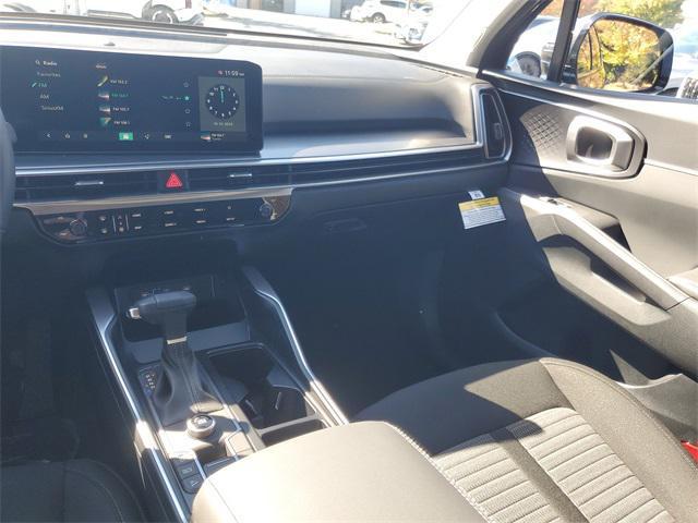new 2026 Kia Sorento car, priced at $32,578