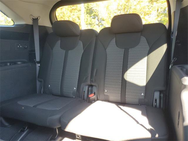 new 2026 Kia Sorento car, priced at $32,578