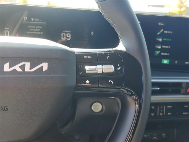 new 2026 Kia Sorento car, priced at $32,578