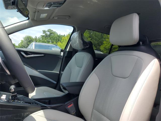 new 2025 Kia Niro car, priced at $30,006