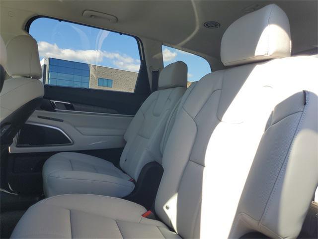new 2025 Kia Telluride car, priced at $43,467