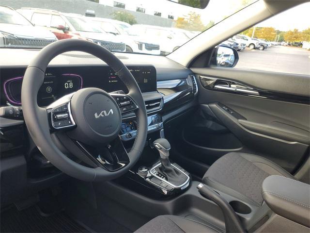 new 2026 Kia Seltos car, priced at $26,412
