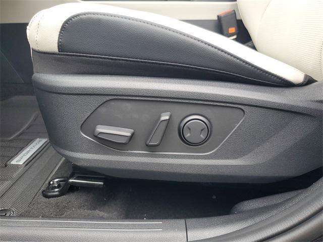 new 2026 Kia Sportage car, priced at $30,782