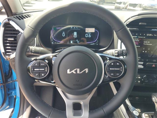 new 2025 Kia Soul car, priced at $25,042