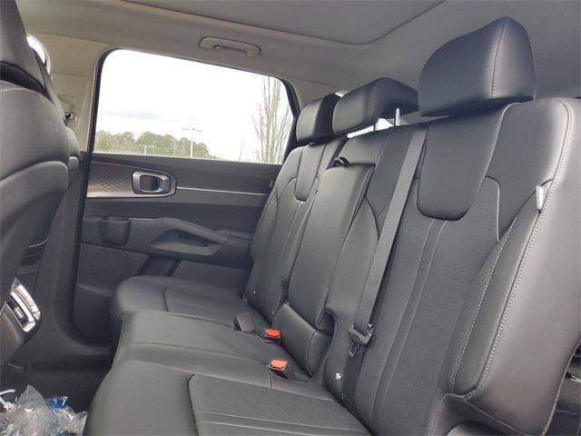 new 2025 Kia Sorento car, priced at $34,509