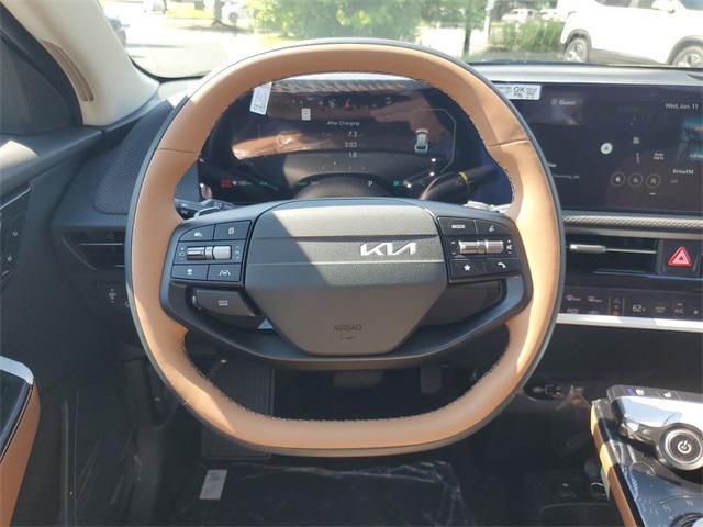new 2025 Kia EV6 car, priced at $46,958