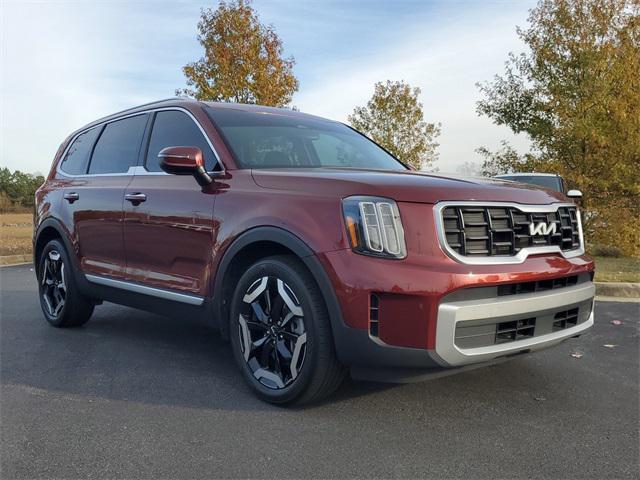 used 2023 Kia Telluride car, priced at $32,885