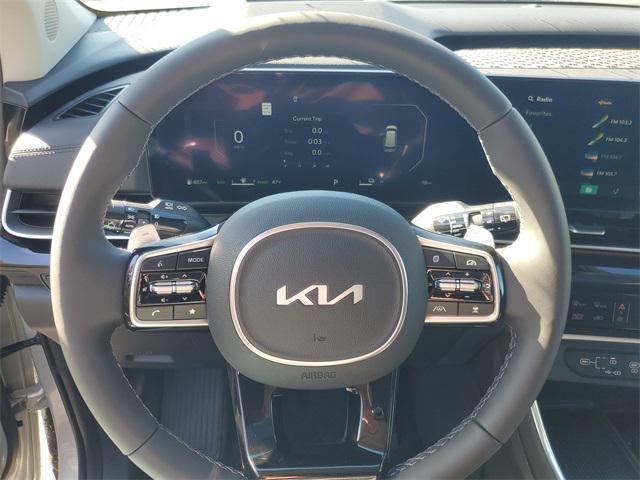 new 2026 Kia Carnival Hybrid car, priced at $52,521