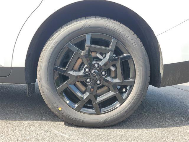 new 2026 Kia Carnival Hybrid car, priced at $52,521