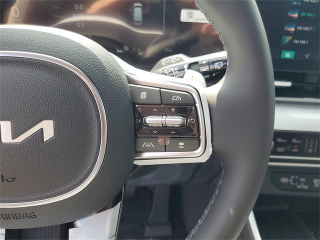 new 2026 Kia Carnival Hybrid car, priced at $52,521