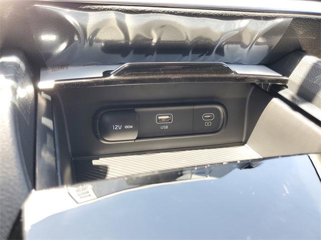 new 2025 Kia Sportage Hybrid car, priced at $30,233
