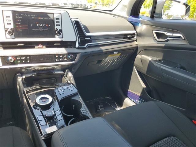 new 2025 Kia Sportage Hybrid car, priced at $30,233