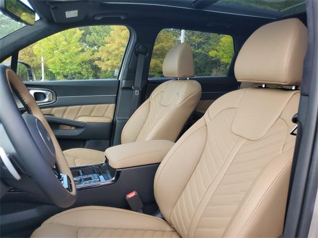 new 2025 Kia Sorento car, priced at $43,985