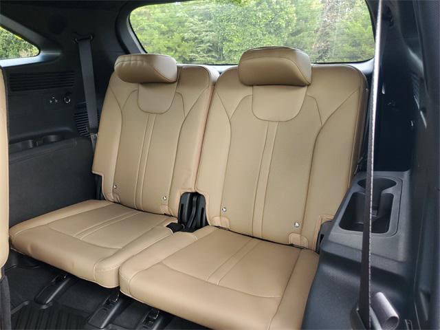 new 2025 Kia Sorento car, priced at $43,985