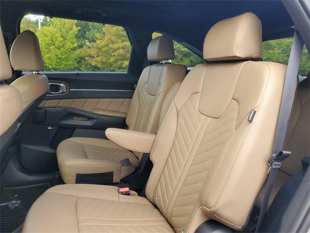 new 2025 Kia Sorento car, priced at $43,985