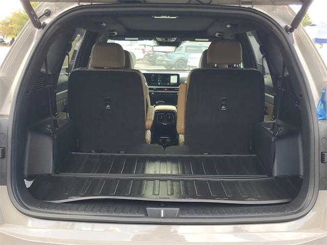 new 2025 Kia Sorento car, priced at $43,985