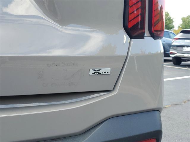 new 2025 Kia Sorento car, priced at $43,985