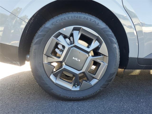 new 2026 Kia Carnival Hybrid car, priced at $43,472