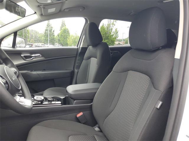 new 2025 Kia Sportage Hybrid car, priced at $32,022