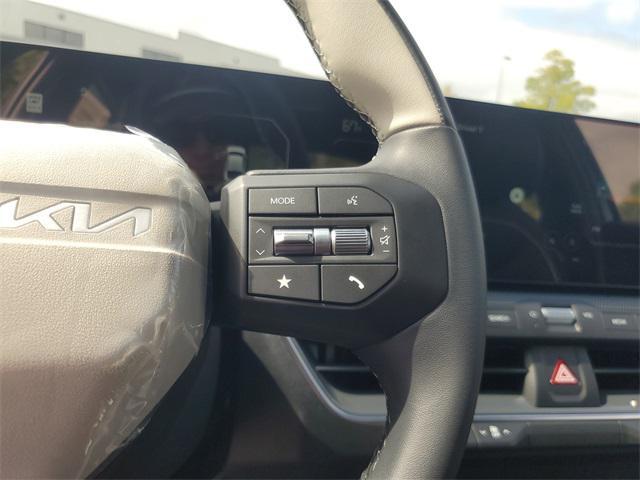 new 2025 Kia K4 car, priced at $26,438