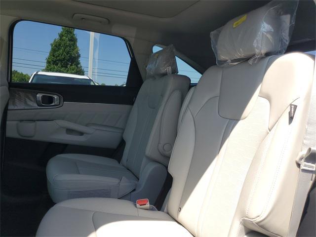 new 2025 Kia Sorento car, priced at $41,966