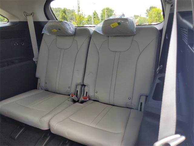 new 2025 Kia Sorento car, priced at $39,864