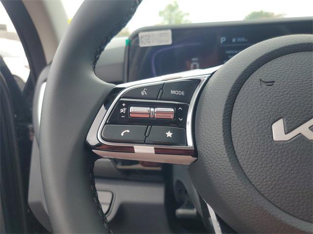 new 2025 Kia Seltos car, priced at $25,718