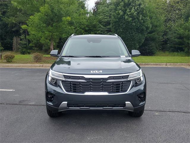 new 2025 Kia Seltos car, priced at $25,718