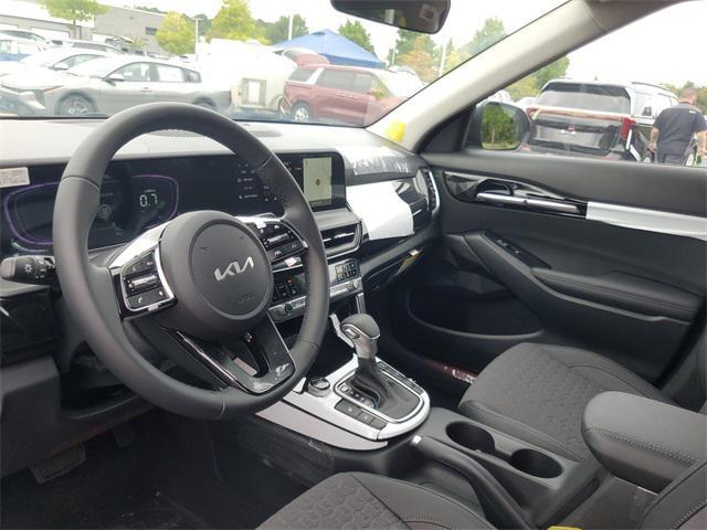 new 2025 Kia Seltos car, priced at $25,718