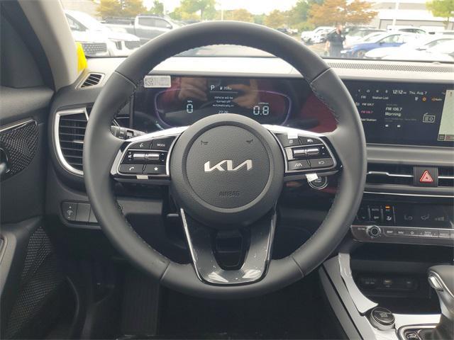 new 2025 Kia Seltos car, priced at $25,718