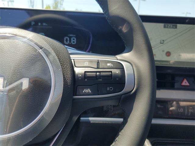 new 2025 Kia Sportage car, priced at $31,258
