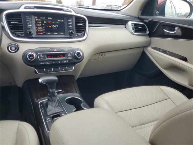 used 2019 Kia Sorento car, priced at $16,488