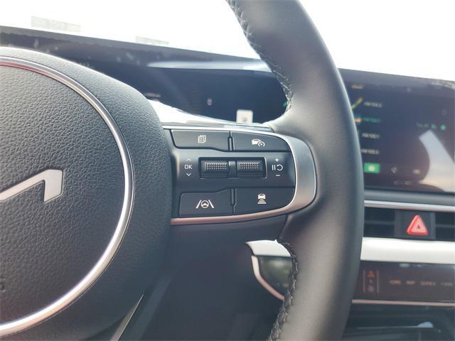 new 2026 Kia K5 car, priced at $31,286