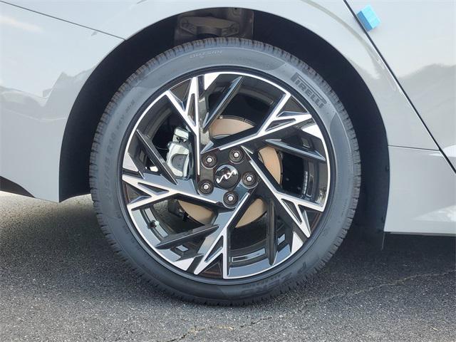 new 2026 Kia K5 car, priced at $31,286