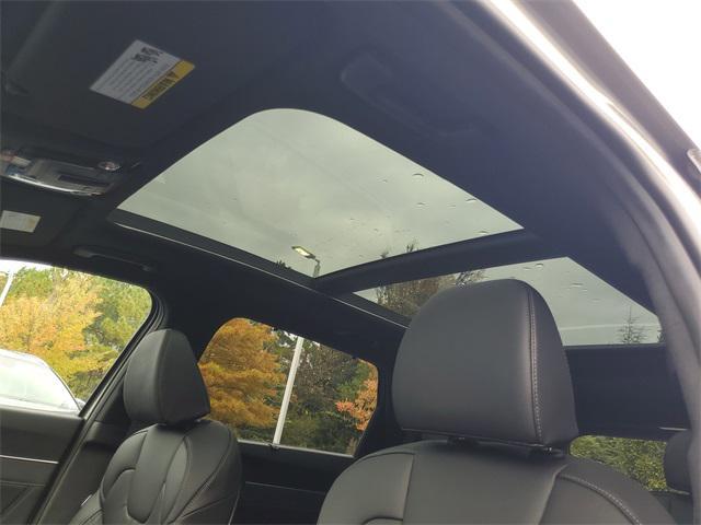 new 2026 Kia Sorento Hybrid car, priced at $47,593