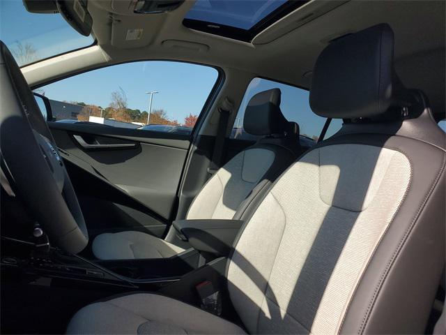 new 2026 Kia Niro car, priced at $35,085
