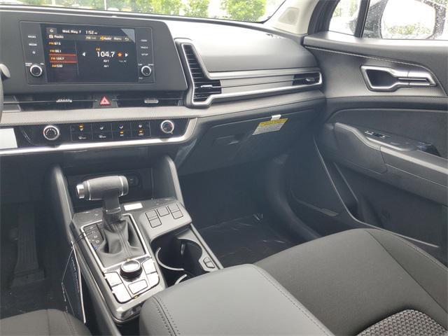 new 2025 Kia Sportage car, priced at $27,917