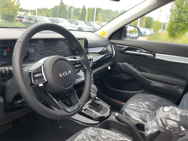 new 2025 Kia Seltos car, priced at $24,980