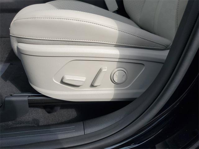 new 2025 Kia Sorento car, priced at $36,271