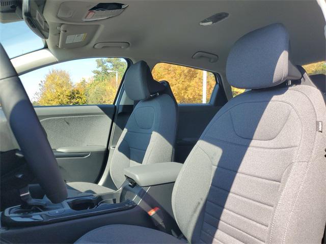 new 2025 Kia K4 car, priced at $25,214