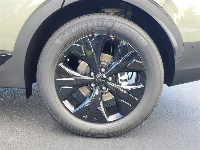 new 2025 Kia Sportage car, priced at $45,756