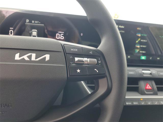 new 2025 Kia K4 car, priced at $23,400