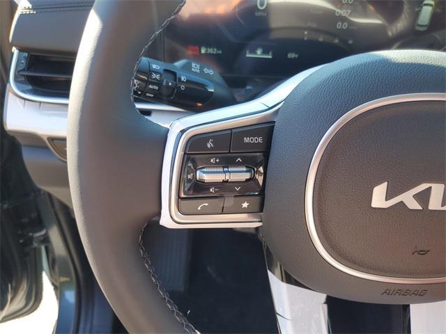 new 2026 Kia Carnival car, priced at $50,763