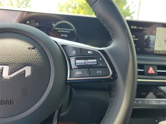 new 2025 Kia Seltos car, priced at $27,956