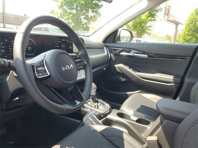 new 2025 Kia Seltos car, priced at $27,575