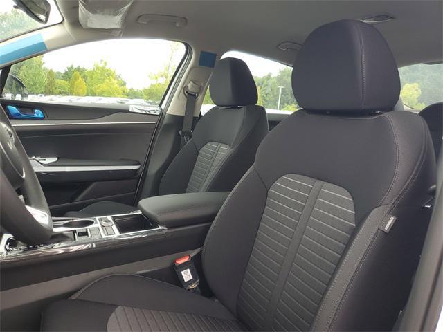 new 2026 Kia K5 car, priced at $28,075