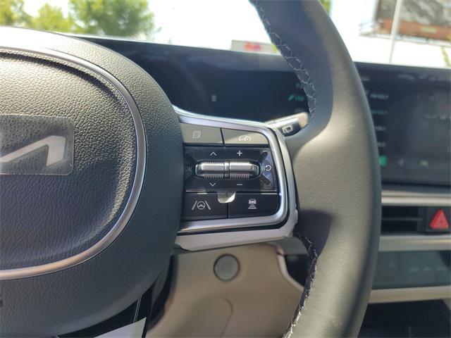 new 2025 Kia Sorento car, priced at $38,214