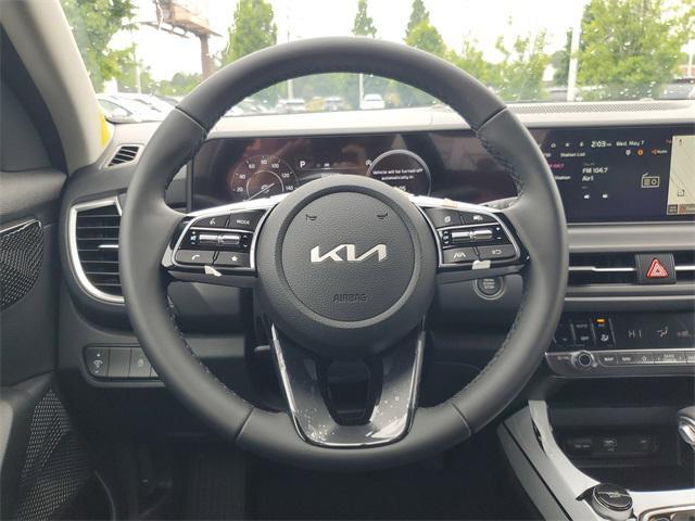 new 2025 Kia Seltos car, priced at $29,423